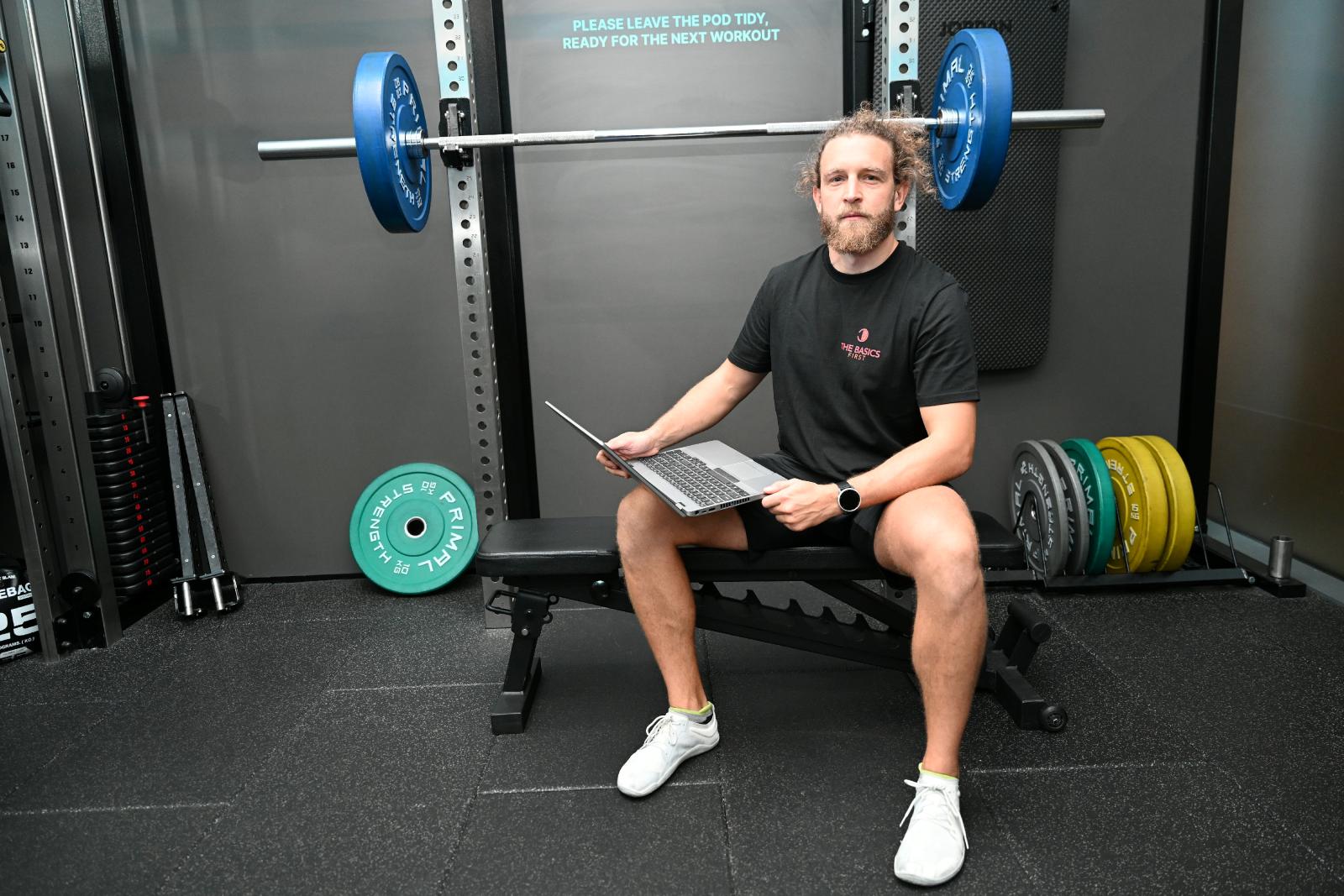 Coach in the gym